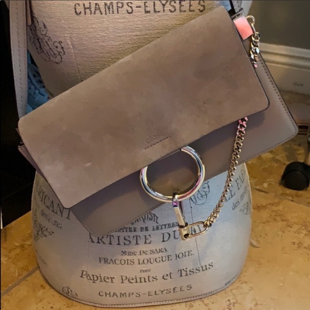 Chloe Crossbody😍